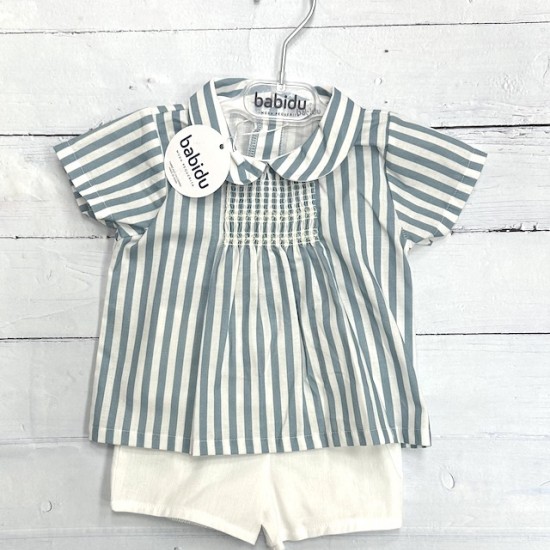 Babidu smock blue and white short set.